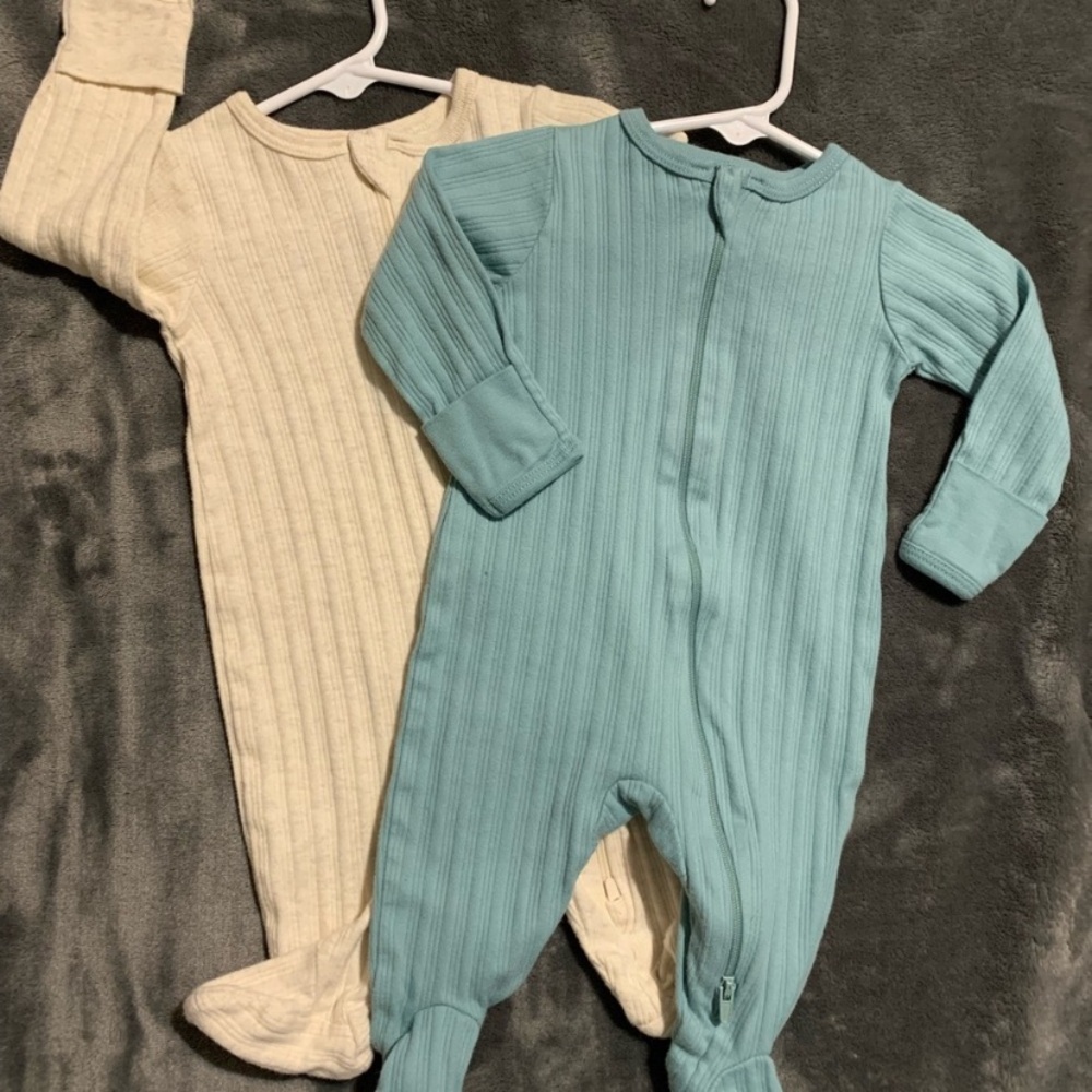 0-3m Ribbed One Piece Bundle - Picture 3 of 4